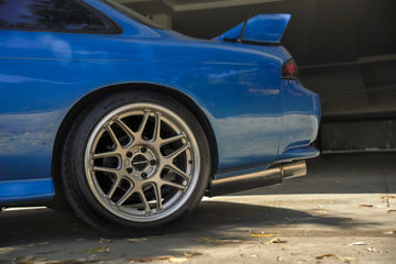 1998 Nissan 240SX - Motegi MR158 Tsubaki - Gold Motegi Wheels